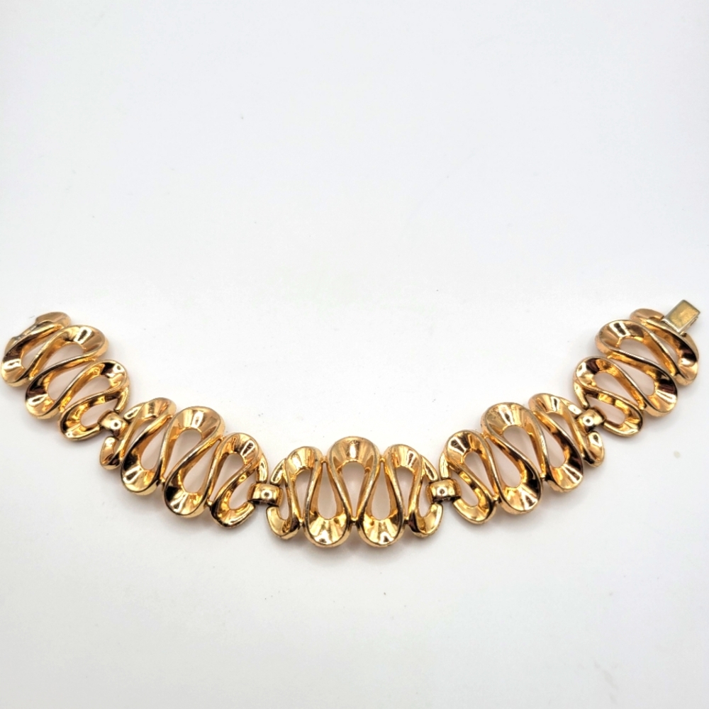 VTG "Crown" Trifari Bracelet | Gold Tone Swirls | c. 1950s | SIGNED
